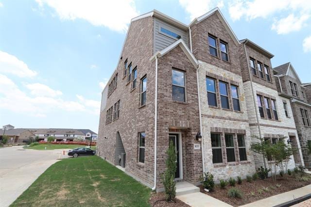 Building Photo - 833 Tennessee Dr