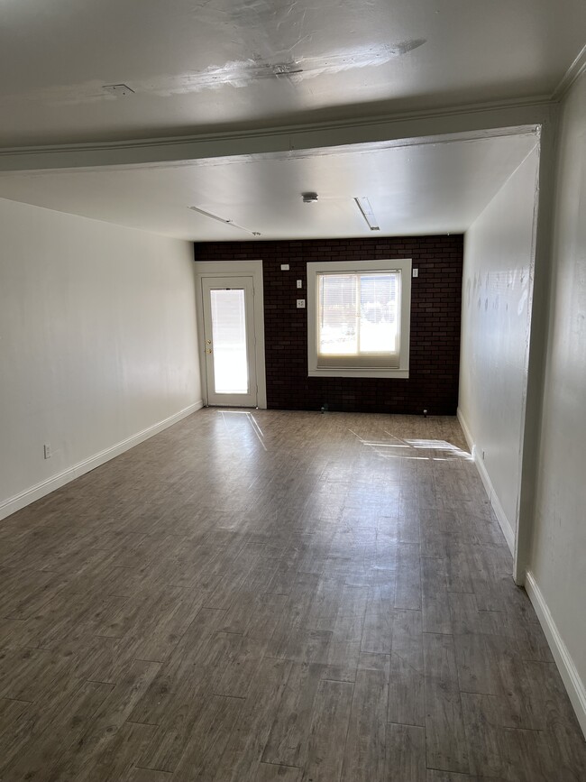 Foto del edificio - 1434 Victorian Ave