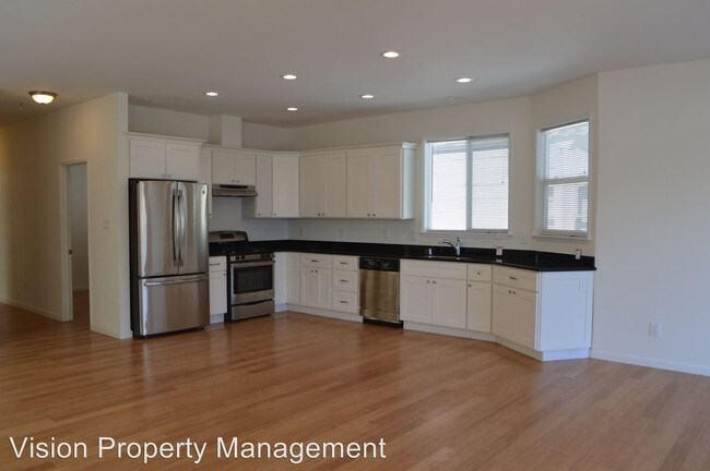 Interior Photo - 3303 Chestnut St