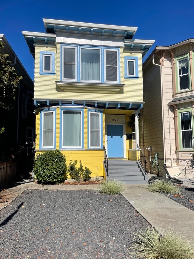 Photo - 1923 West St House