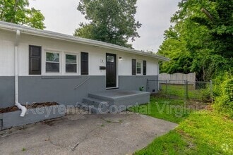 Building Photo - 2319 Jamestown Ave