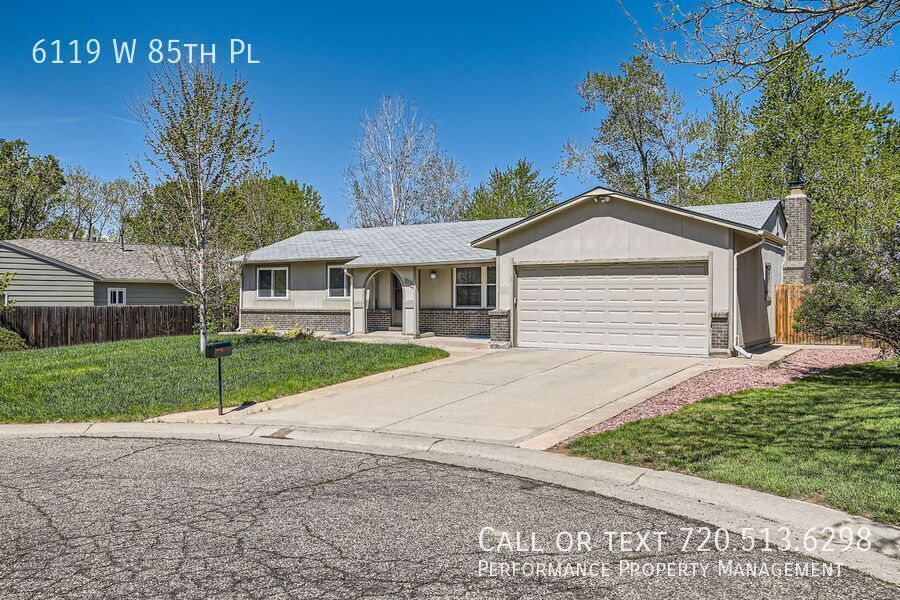 Foto principal - 6119 W 85th Pl