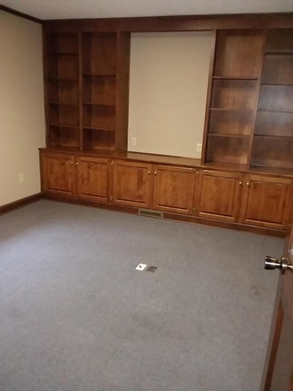 Building Photo - 303 Suite B