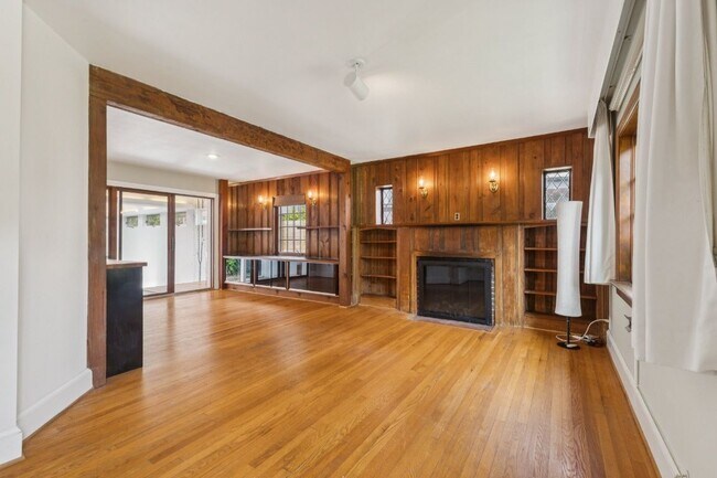 Foto del edificio - 1610 N Greenbrier St