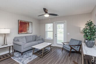 1BR, 1BA - One Bedroom - 735 SF - Dodson Pointe Apartment Homes