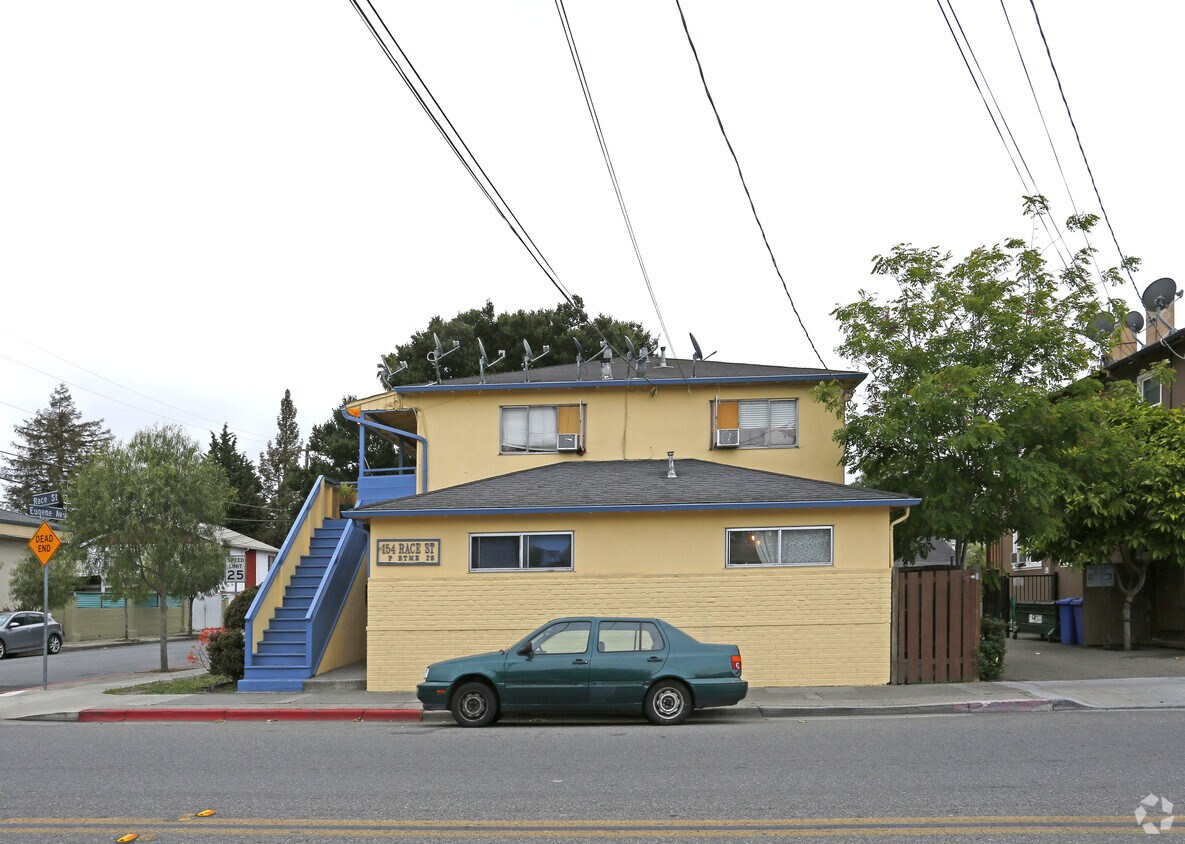 Building Photo - 154 Race St