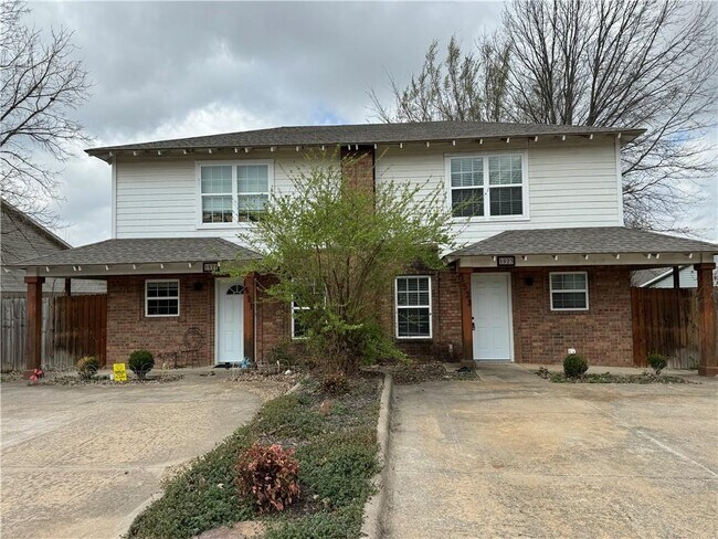 Building Photo - 1523 N Dawn Dr