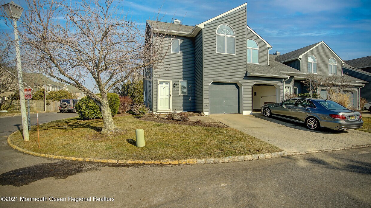 101 Shore Dr, Long Branch, NJ 07740 Townhome Rentals in Long Branch NJ