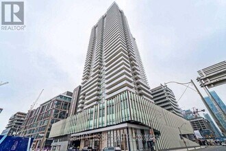 Building Photo - 20 Richardson St