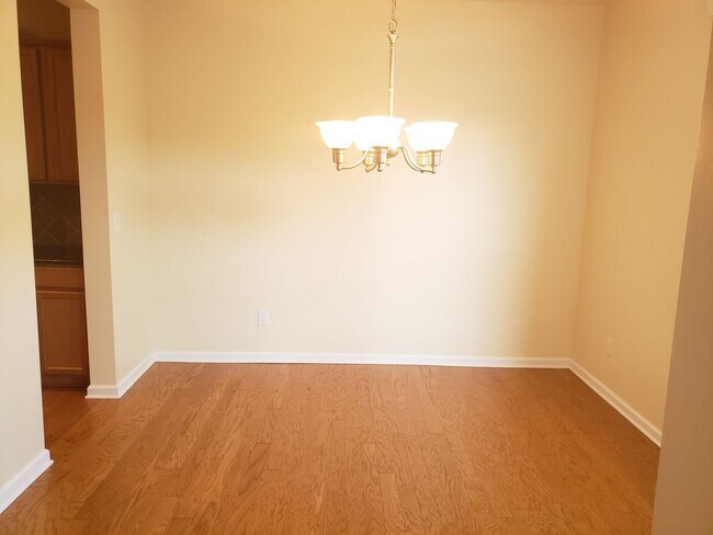 Foto del edificio - Thompson Ridge Townhome