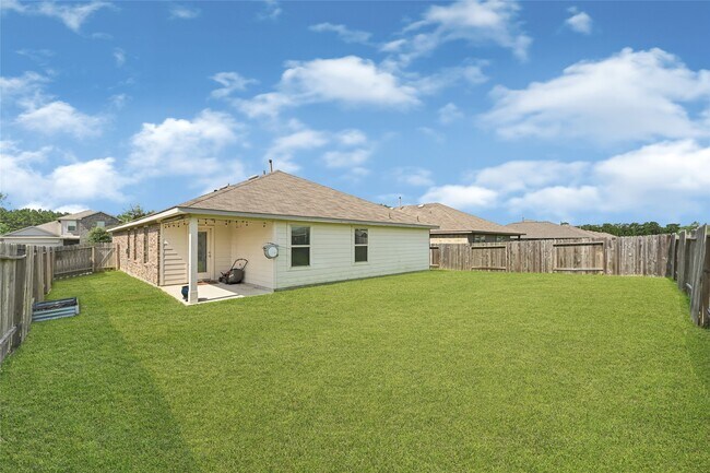 Building Photo - 20855 Olive Leaf St