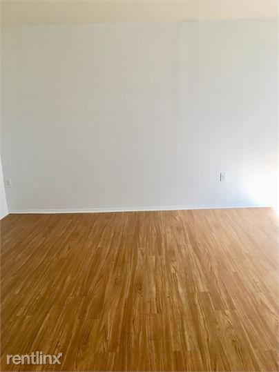 Building Photo - 43 E Park St