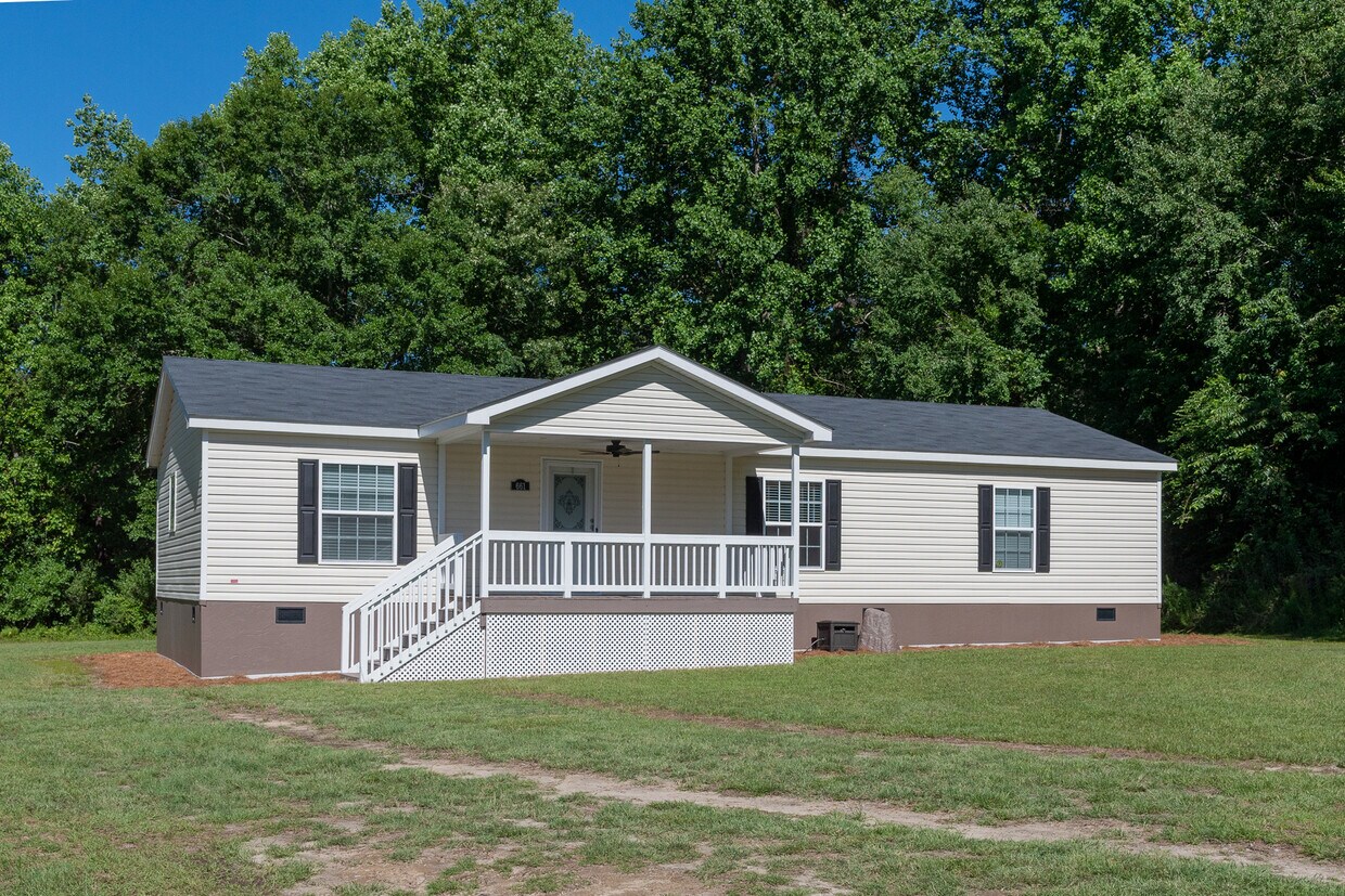 661 Country Creek Ln, Gilbert, SC 29054 House Rental in Gilbert, SC