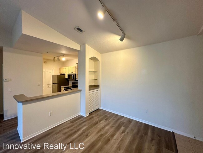 Building Photo - 2 br, 2 bath House - 1408 Lake Shadow Circ...