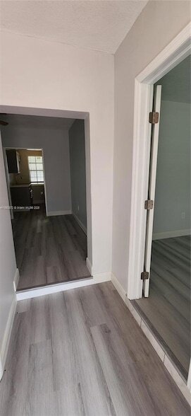 Foto del edificio - 405 NW 64th St