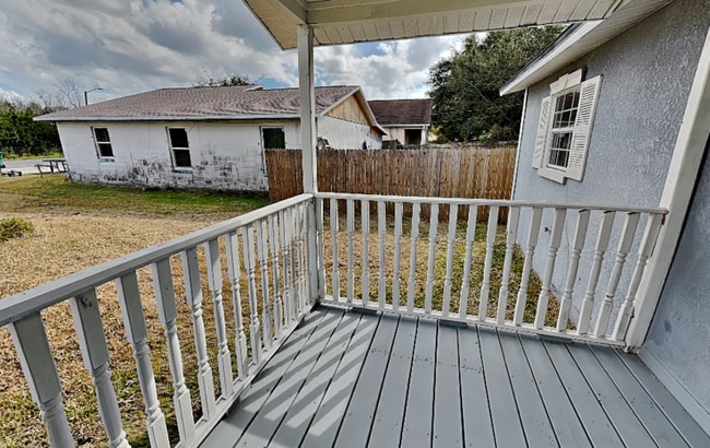 Building Photo - 502 Dunbar Ave