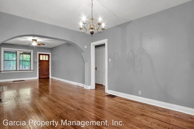 Building Photo - 1 br, 1 bath House - 5449 Nottingham Avenue
