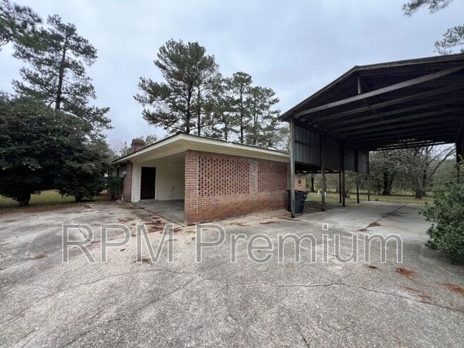 Building Photo - 4922 Sunnybrook Dr