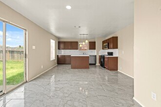 Building Photo - 7931 Raven Creek Ln