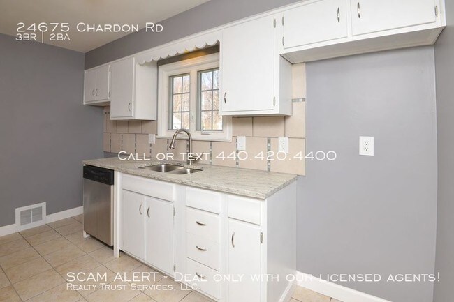 Foto del edificio - 24675 Chardon Rd