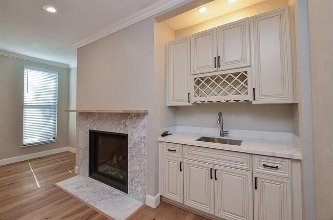 Building Photo - 15735 Tanya Cir
