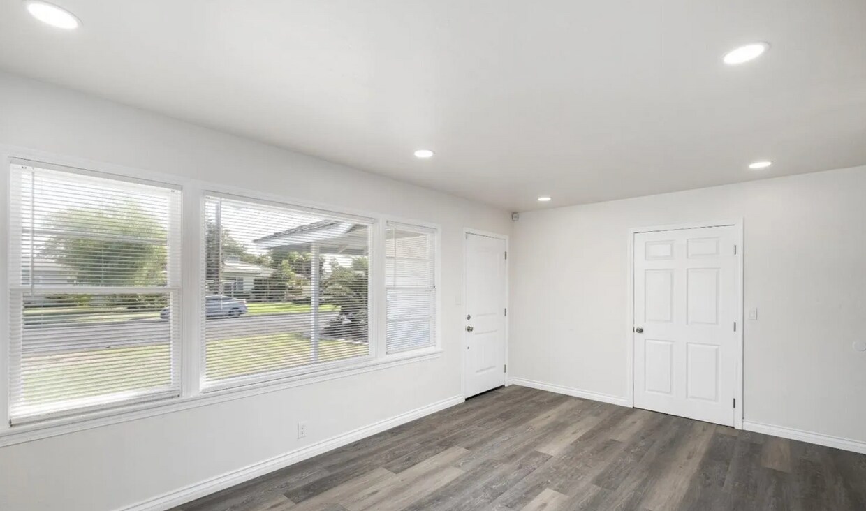 1009 Chapel Dr, Bakersfield, CA 93304 House Rental in Bakersfield, CA