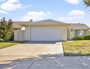 2032 Cadzand Ct