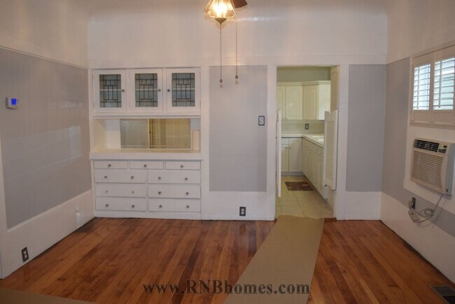 Foto del edificio - 1121 Dolores Way