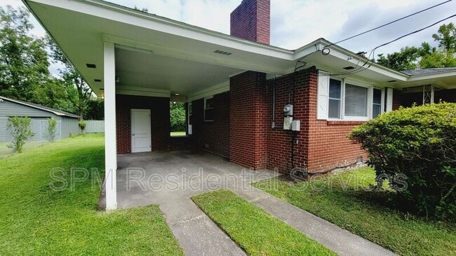 Photo - 2512 Castle Hayne Rd House