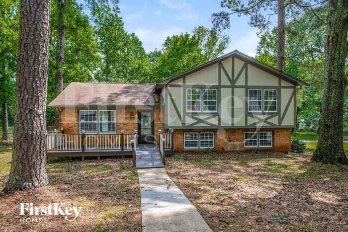 Primary Photo - 2600 Carmel Rd