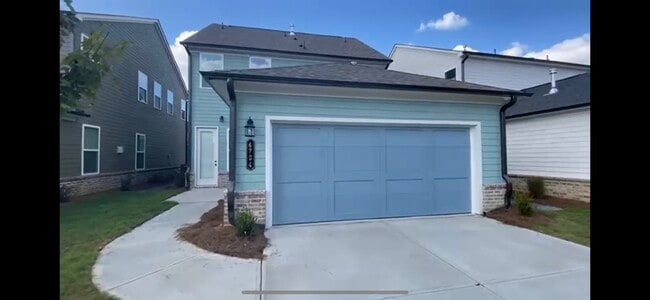 Building Photo - 4704 Dewitt Dr