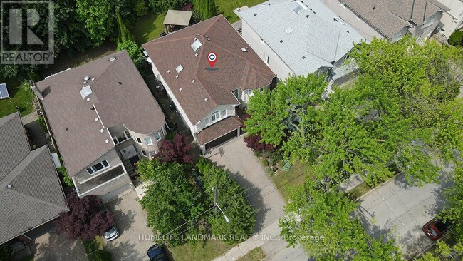 Photo du bâtiment - 286 Hillcrest Ave