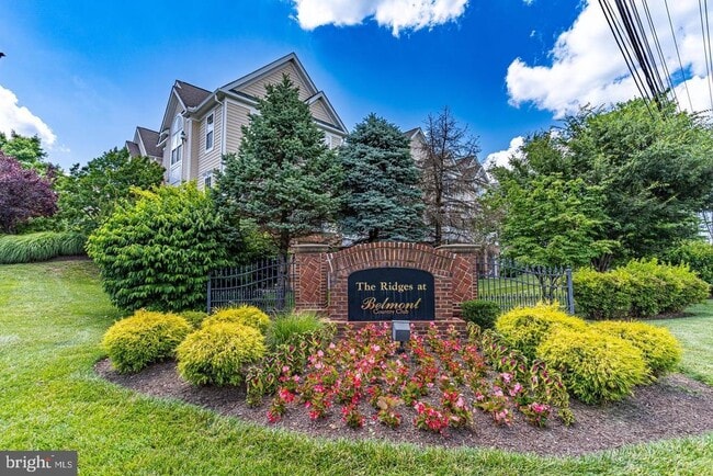 Foto del edificio - 43920 Hickory Corner Terrace