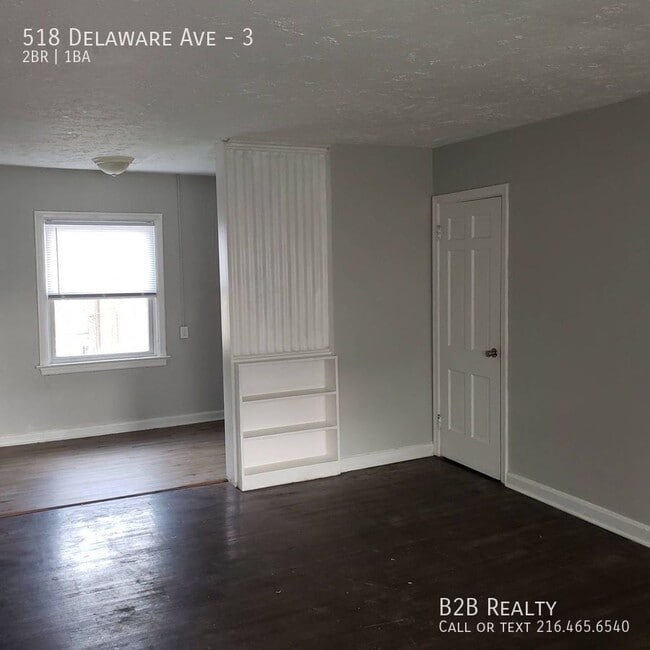 Building Photo - 518 Delaware Ave