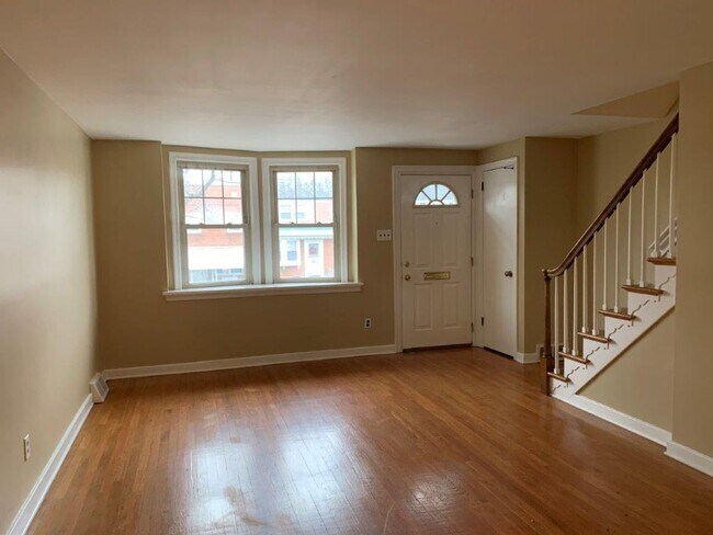 Foto del edificio - 2430 Mercer St