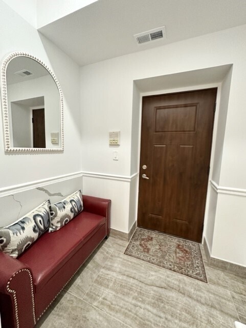 Foto del edificio - 3642 W George St