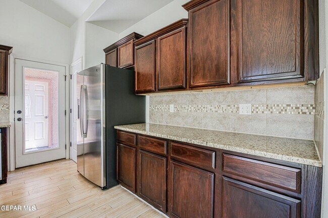 Foto del edificio - 14385 Tobe Davis Dr
