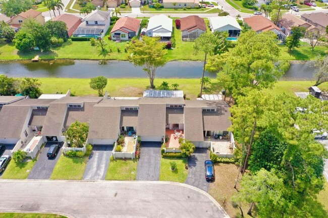 Building Photo - 12876 Spinnaker Ln