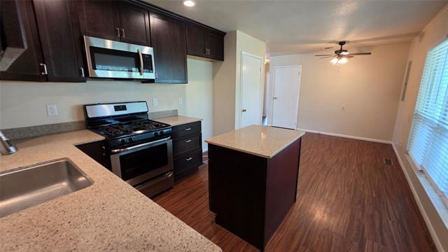 Building Photo - 6251 Shadydell Dr