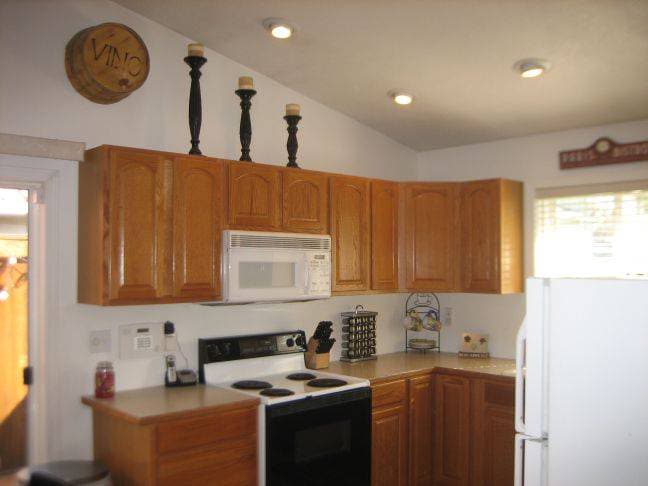 Building Photo - 4115 E 37th Ave