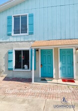 Building Photo - 737 9th Ave S