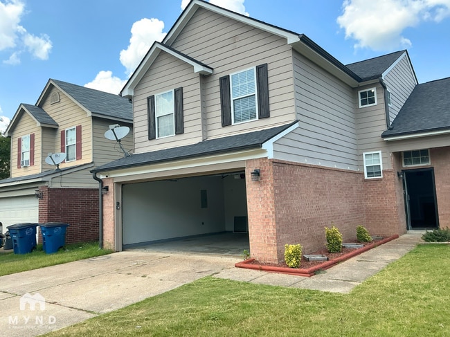 Building Photo - 7322 Green Ash Dr