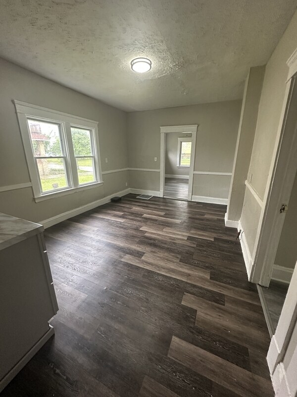 Foto del edificio - 3586 E 144th St