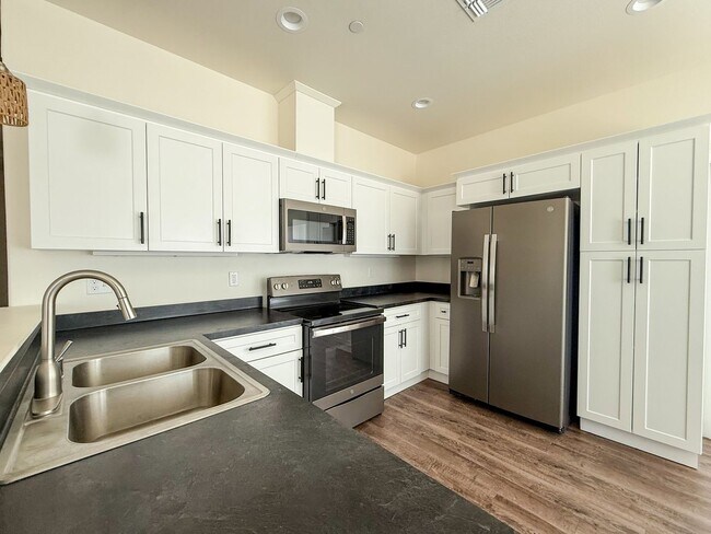 Foto del edificio - 29 Palms Home with Solar