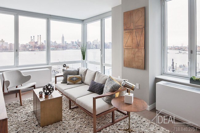Large 3br Apartment For Rent In Williamsburg Primary Photo Large 3br Apartment For Rent In Williamsburg