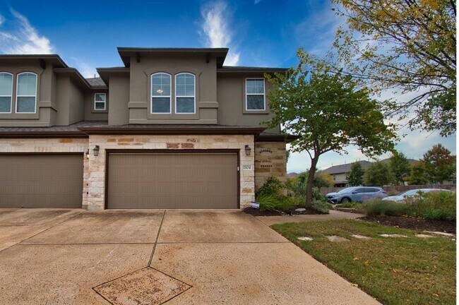 Building Photo - 13400 Briarwick Dr