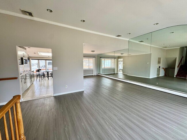 Foto del edificio - 27 Fortune Ln