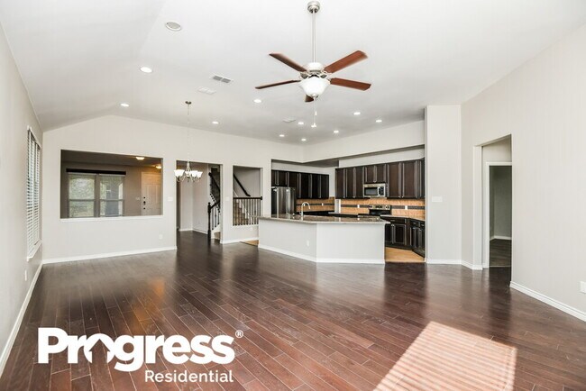 Building Photo - 8748 Maple Ridge Trail