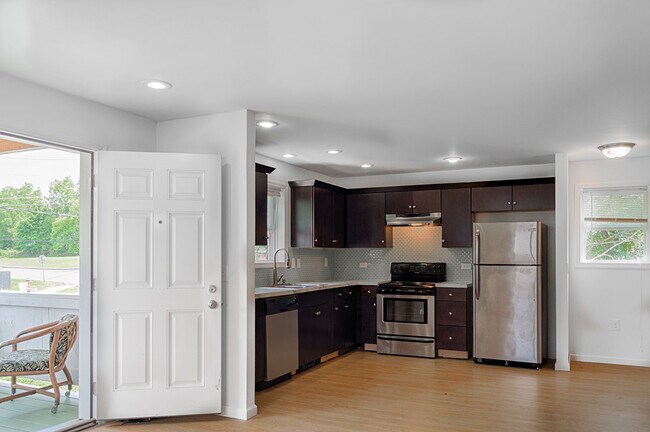 Foto del edificio - 648 -702 Hudson St