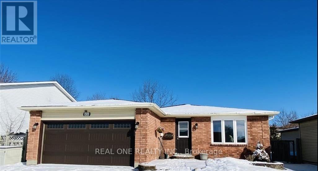Photo principale - 420 Grove St E